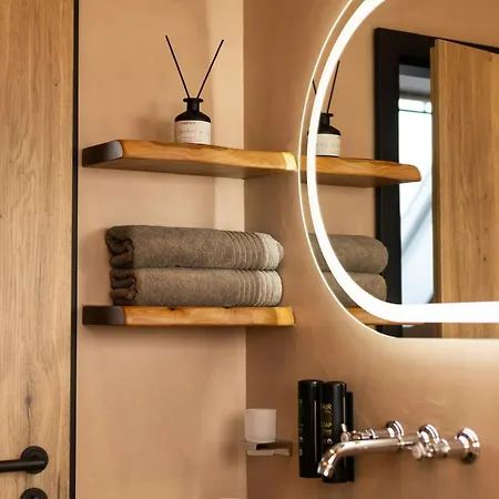 Boutique By Roy Oberhausen (North Rhine-Westphalia)