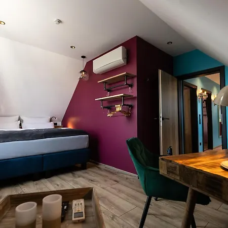 Apartman Boutique By Roy Oberhausen