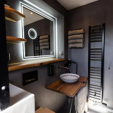 Apartman Boutique By Roy