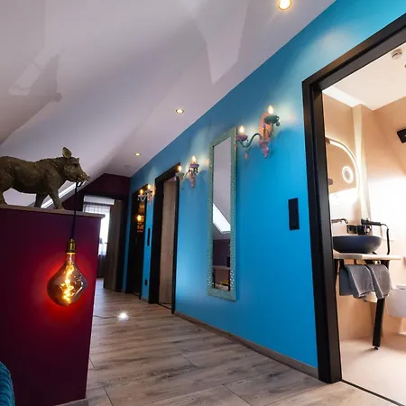 Boutique By Roy *