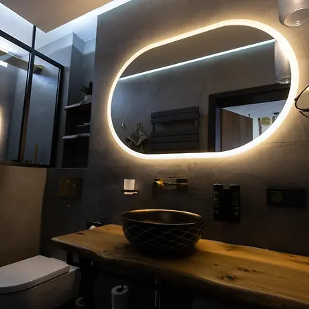 Apartman Boutique By Roy *