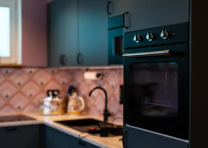 Boutique By Roy Oberhausen (North Rhine-Westphalia)